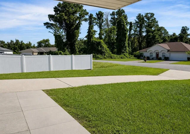 Photo 2 of Single family home for sale at 13604 Sw 40th Circle, Ocala, FL 34473 | MLS# S5156785 | Listing updated on 2026-09-02