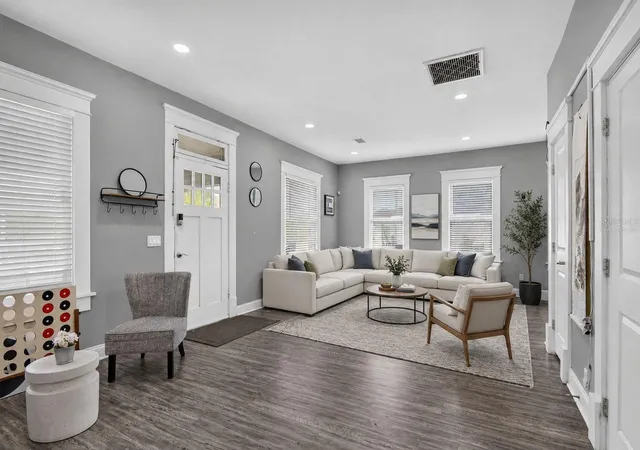 Photo 3 of Single family home for sale at 4014 N Marguerite St, Tampa, FL 33603 | MLS# TB8544773 | Listing updated on 2026-09-02
