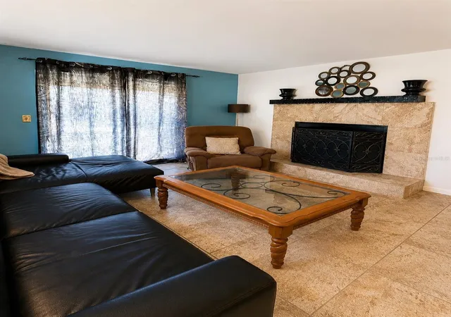Photo 3 of Sale Pending at 3606 Anna Dr, Apopka, FL 32703 | MLS# O6438459 | Listing updated on 2026-09-03