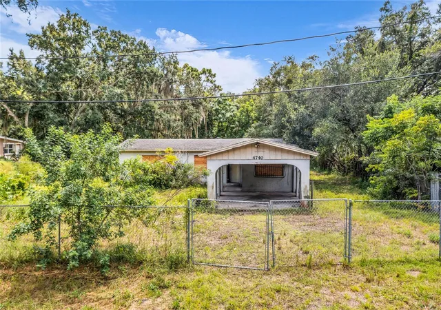 Photo 1 of Single family home for sale at 4740 W Church St, Orlando, FL 32811 | MLS# O6438463 | Listing updated on 2026-10-03