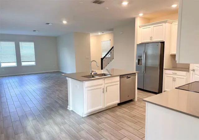Photo 3 of Single family home for sale at 1374 Viscaya Cvs Blvd, Winter Garden, FL 34787 | MLS# O6438465 | Listing updated on 2026-10-17