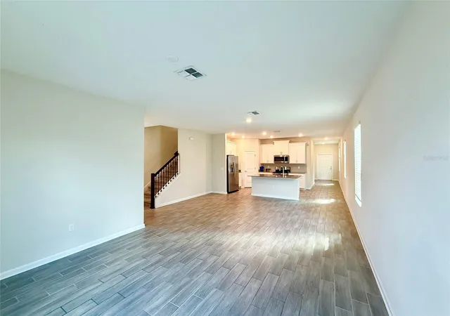 Photo 4 of Sale Pending at 1374 Viscaya Cvs Blvd, Winter Garden, FL 34787 | MLS# O6438465 | Listing updated on 2026-10-22