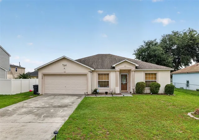 Photo 1 of Single family home for sale at 1906 Manatee Ln, Kissimmee, FL 34759 | MLS# P4939762 | Listing updated on 2026-09-02