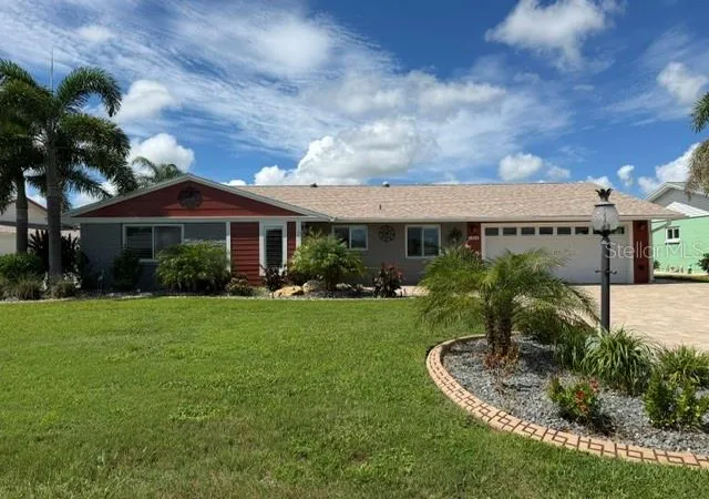 Photo 3 of Single family home for sale at 1804 Bunker Hl Dr, Sun City Center, FL 33573 | MLS# TB8544810 | Listing updated on 2026-09-07
