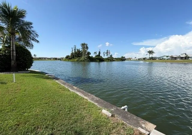 Photo 4 of Single family home for sale at 1804 Bunker Hl Dr, Sun City Center, FL 33573 | MLS# TB8544810 | Listing updated on 2026-09-07