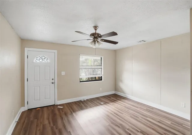 Photo 4 of Single family home for sale at 2131 Messina Ave, Orlando, FL 32811 | MLS# O6438489 | Listing updated on 2026-09-03