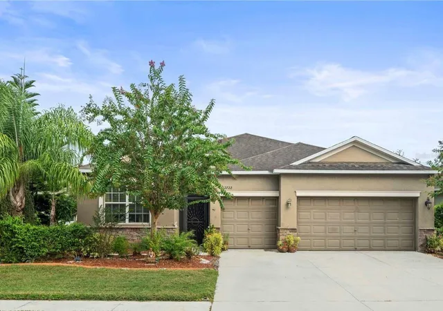 Photo 1 of Single family home for sale at 12722 Drakefield Dr, Spring Hill, FL 34610 | MLS# W7889133 | Listing updated on 2026-09-03