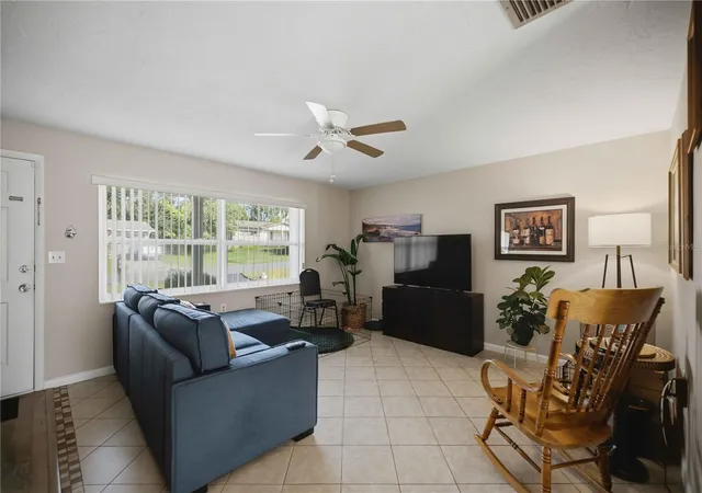 Photo 4 of Single family home for sale at 314 S Jefferson St, Beverly Hills, FL 34465 | MLS# OM731549 | Listing updated on 2026-09-03