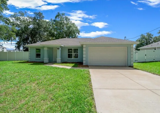 Photo 1 of Single family home for sale at 2471 Nw 24th Road, Ocala, FL 34475 | MLS# OM731553 | Listing updated on 2026-09-03