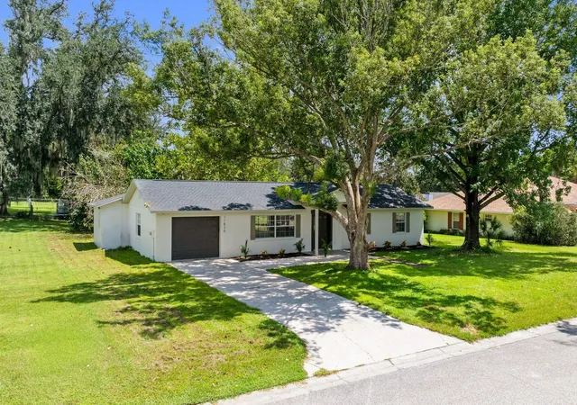 Photo 2 of Single family home for sale at 11836 Orange St, San Antonio, FL 33576 | MLS# TB8544882 | Listing updated on 2026-10-07