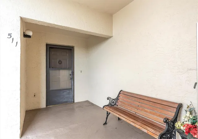 Listing Photo 4 - Condo for sale in building located at 8198Th Ter Gdn Dr, St Petersburg, FL 33709 - Unit #511