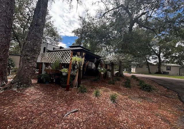 Photo 3 of Land for sale at 14105 253rd Avenue Rd Ne #392, Fort Mc Coy, FL 32134 | MLS# OM731562 | Listing updated on 2026-09-03