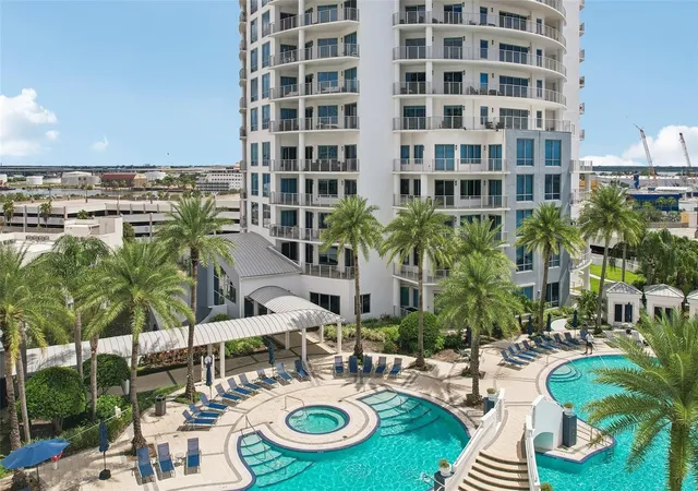 Listing Photo 2 - Condo for sale in building located at 1209 E Cumberland Ave, Tampa, FL 33602 - Unit #603