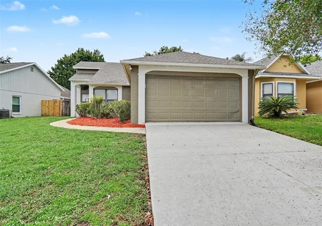 Single family home for sale at 1097 Covington St, Oviedo, FL 32765 | MLS# O6438593 | Listing updated on 2026-10-05