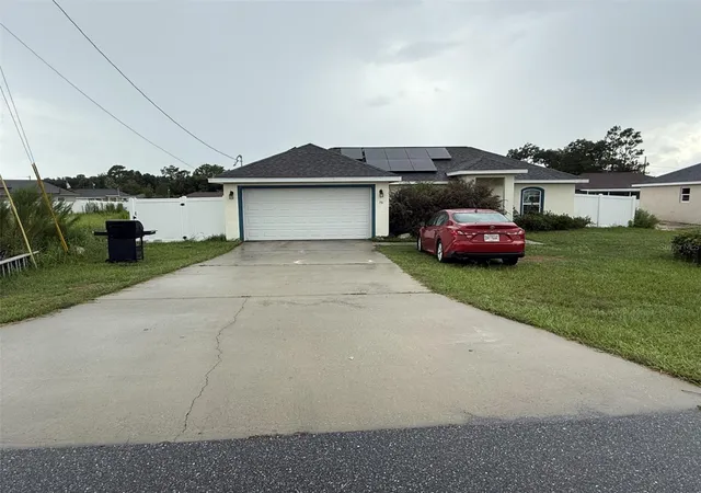 Photo 1 of Single family home for sale at 36 Walnut Dr, Ocala, FL 34480 | MLS# OM731570 | Listing updated on 2026-09-03