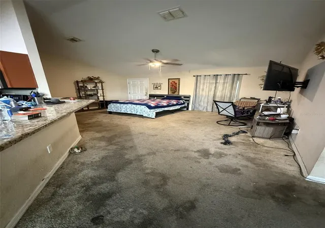 Photo 3 of Single family home for sale at 36 Walnut Dr, Ocala, FL 34480 | MLS# OM731570 | Listing updated on 2026-09-03