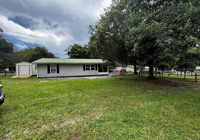 Photo 3 of Single family home for sale at 14076 Ne 250th Circle #38, Fort Mc Coy, FL 32134 | MLS# OM731573 | Listing updated on 2026-09-04