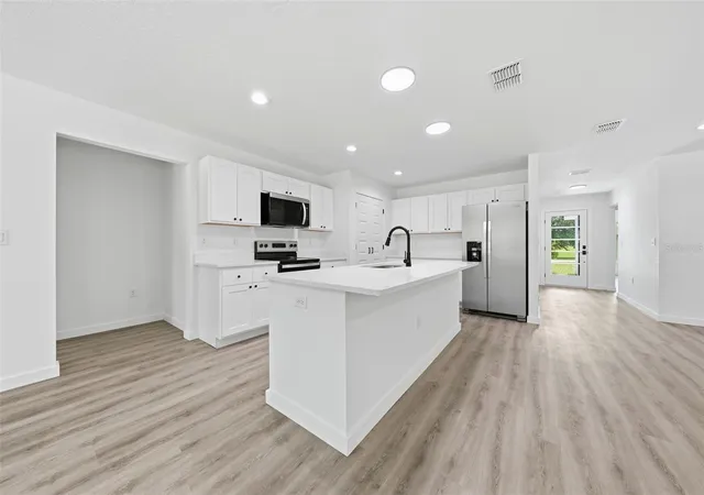 Photo 2 of Single family home for sale at 9870 Sw 121st Terrace, Dunnellon, FL 34432 | MLS# OM731584 | Listing updated on 2026-09-03