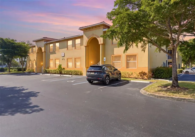Photo 1 of Condo for sale at 4259 Bellasol Cir #2013, Fort Myers, FL 33916 | MLS# C7530300 | Listing updated on 2026-09-03