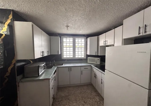 Photo 3 of Single family home for sale at 3 Calle 3 #54, Bayamon, PR 00957 | MLS# PR9123902 | Listing updated on 2026-09-03