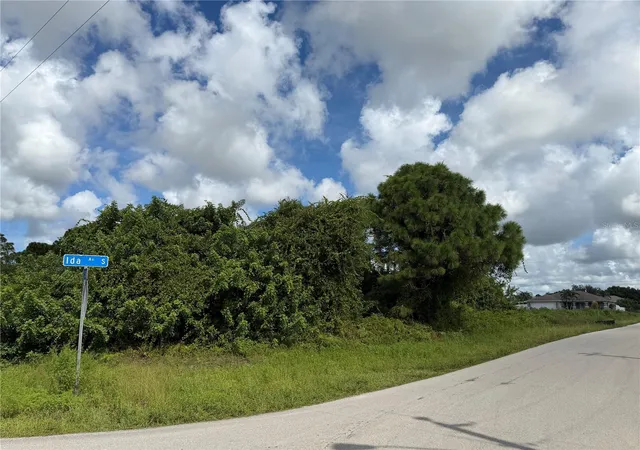 Photo 2 of Land for sale at 2902 46th Street SW, Lehigh Acres, FL 33976 | MLS# TB8545015 | Listing updated on 2026-09-03
