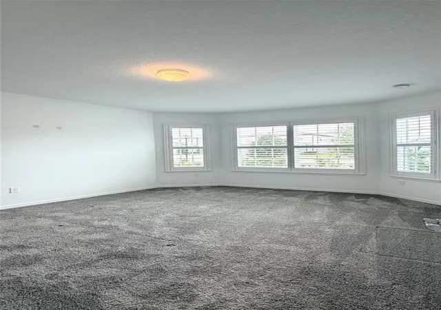Photo 3 of Single family home for sale at 957 Silverlake Blvd, Lake Alfred, FL 33850 | MLS# O6438712 | Listing updated on 2026-09-03