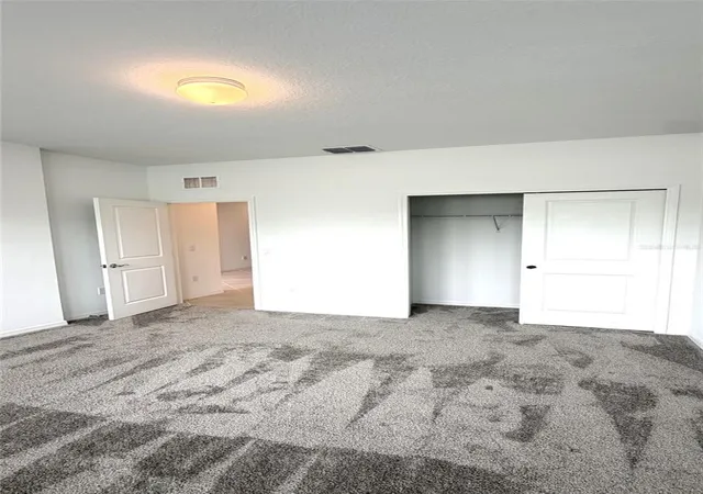 Photo 4 of Single family home for sale at 957 Silverlake Blvd, Lake Alfred, FL 33850 | MLS# O6438712 | Listing updated on 2026-09-03