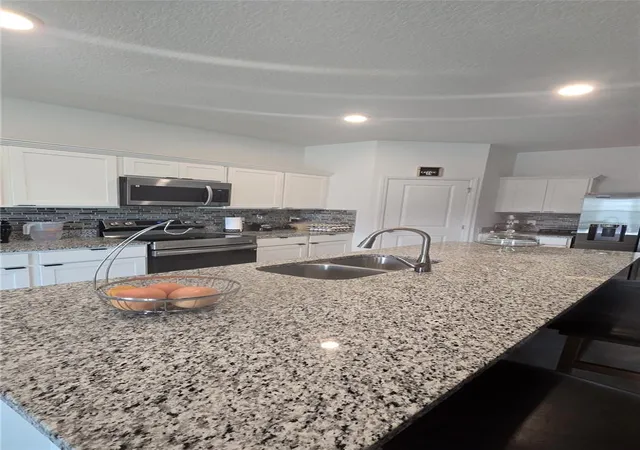 Photo 3 of Manufactured home for sale at 409 Conway Ave, Saint Cloud, FL 34771 | MLS# W7889160 | Listing updated on 2026-09-03