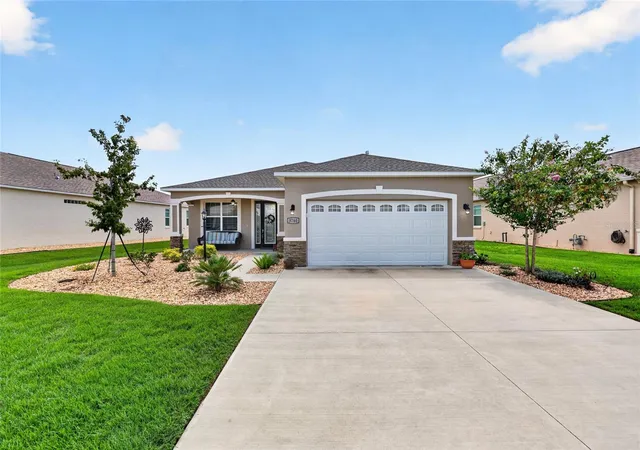 Photo 3 of Single family home for sale at 8760 Sw 79th Loop, Ocala, FL 34481 | MLS# OM731602 | Listing updated on 2026-09-04