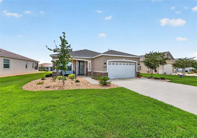 Photo 3 of Single family home for sale at 8760 SW 79th Loop, Ocala, FL 34481 | MLS# OM731602 | Listing updated on 2026-09-04