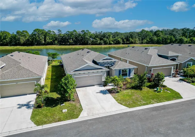 Photo 3 of Single family home for sale at 2247 Midnight Pearl Dr, Sarasota, FL 34240 | MLS# TB8545162 | Listing updated on 2026-09-08
