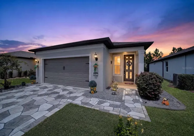 Photo 1 of Single family home for sale at 5942 Sw 93rd Circle, Ocala, FL 34481 | MLS# OM731619 | Listing updated on 2026-09-03