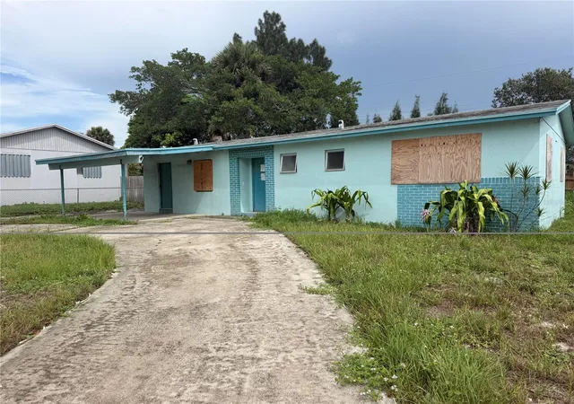 Photo 2 of Single family home for sale at 1322 W 26th Street, Riviera Beach, FL 33404 | MLS# V4951098 | Listing updated on 2026-09-08