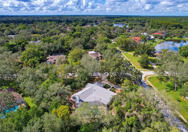 Photo 3 of Single family home for sale at 7256 Royal Oak Dr, Spring Hill, FL 34607 | MLS# W7889175 | Listing updated on 2026-09-30