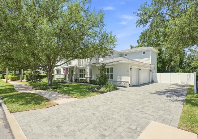 Photo 3 of Single family home for sale at 4309 W Barcelona St, Tampa, FL 33629 | MLS# R4911920 | Listing updated on 2026-10-04