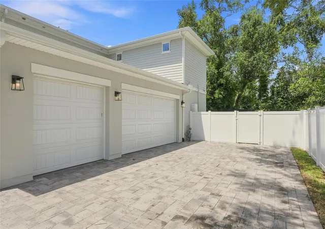 Photo 4 of Single family home for sale at 4309 W Barcelona St, Tampa, FL 33629 | MLS# R4911920 | Listing updated on 2026-10-04