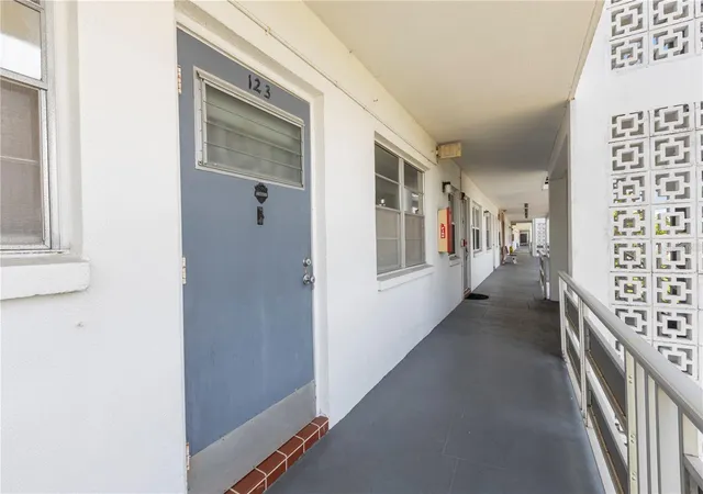 Photo 3 of Condo for sale at 6000 20th Street N #123, Saint Petersburg, FL 33714 | MLS# O6438880 | Listing updated on 2026-09-03