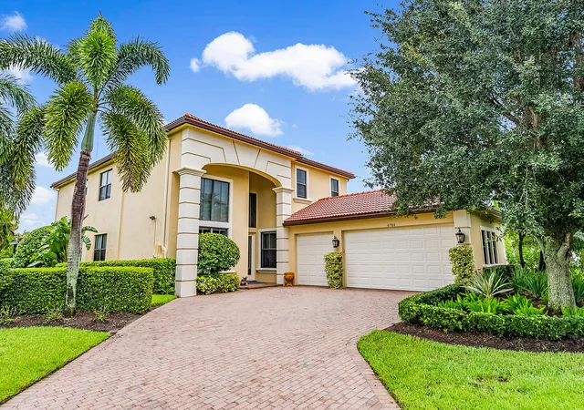 Photo 1 of Single family home for sale at 6786 Fox Hollow Dr, West Palm Beach, FL 33412 | MLS# R10910034 | Listing updated on 2026-10-03