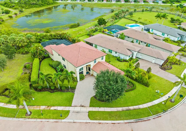Photo 2 of Single family home for sale at 6786 Fox Hollow Dr, West Palm Beach, FL 33412 | MLS# R10910034 | Listing updated on 2026-10-03