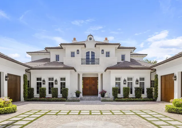 Photo 1 of Mansion for sale at 131 W Bears Club Dr, Jupiter, FL 33477 | MLS# R10979343 | Listing updated on 2026-09-15