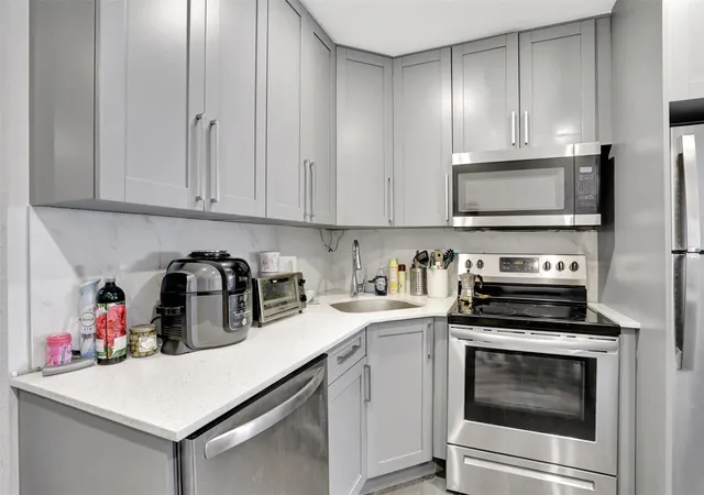 Photo 1 of Multi family home for sale at 2609 Nw 9th Ave, Wilton Manors, FL 33311 | MLS# F10410104 | Listing updated on 2026-09-23