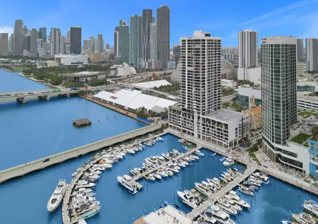 Photo 2 of Condo for sale at 555 Ne 15th Street #T4(704), Miami, FL 33132 | MLS# F10500654 | Listing updated on 2026-09-15
