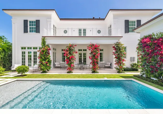 Photo 1 of Sale Pending at 205 Gray St, West Palm Beach, FL 33405 | MLS# R11071006 | Listing updated on 2026-10-06