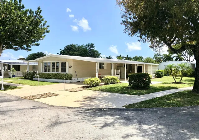 Photo 1 of Manufactured home for sale at 292 Nw 53 Street, Deerfield Beach, FL 33064 | MLS# R11078973 | Listing updated on 2026-09-15