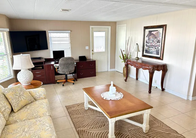 Photo 3 of Manufactured home for sale at 292 Nw 53 Street, Deerfield Beach, FL 33064 | MLS# R11078973 | Listing updated on 2026-09-15