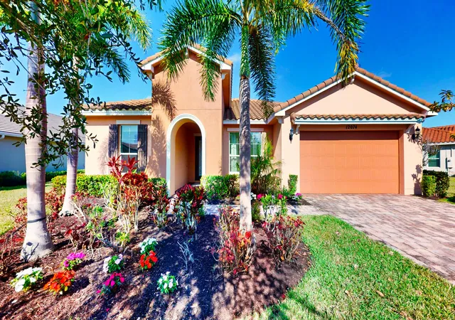 Photo 3 of Single family home for sale at 12074 Sw Bayberry Ave, Port St Lucie, FL 34987 | MLS# R11048663 | Listing updated on 2026-09-15