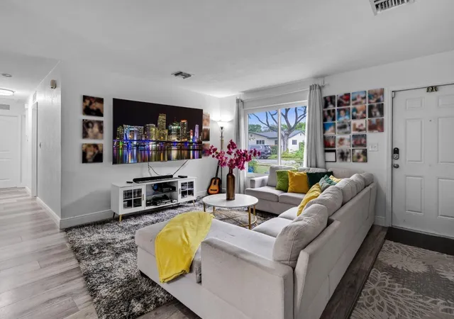 Photo 3 of Single family home for sale at 315 S 57th Avenue, Hollywood, FL 33023 | MLS# F10496149 | Listing updated on 2026-09-14