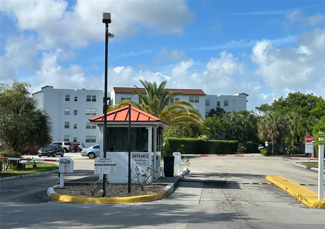 Photo 1 of Condo for sale at 2800 Somerset Dr #109J, Lauderdale Lakes, FL 33311 | MLS# F10509148 | Listing updated on 2026-09-15