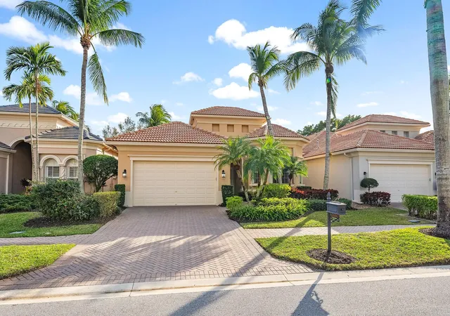 Photo 2 of Single family home for sale at 10350 Terra Lago Dr, West Palm Beach, FL 33412 | MLS# R11059251 | Listing updated on 2026-09-23