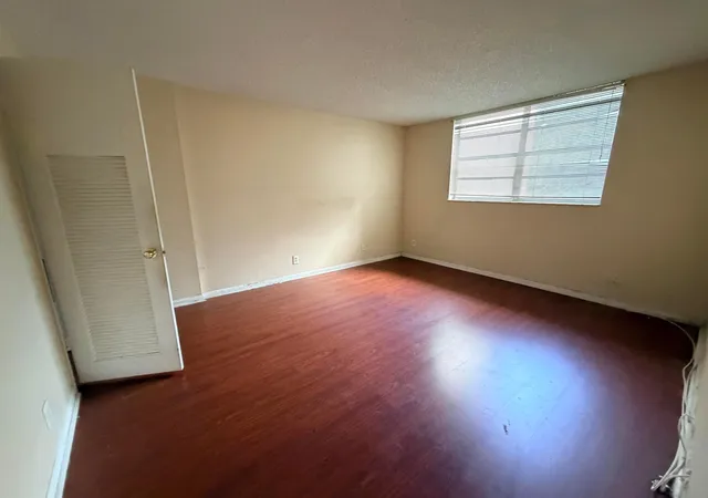 Photo 2 of Sale Pending at 3070 Nw 48th Ter #307, Lauderdale Lakes, FL 33313 | MLS# F10514711 | Listing updated on 2026-09-16